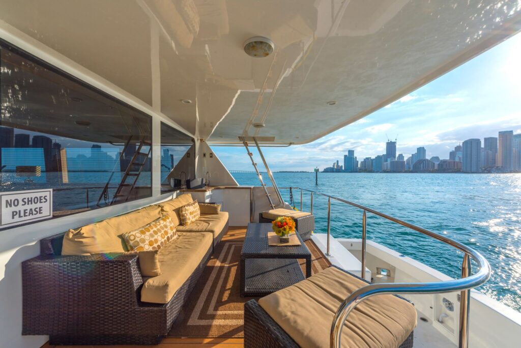 103' sobe boat tour luxury yacht